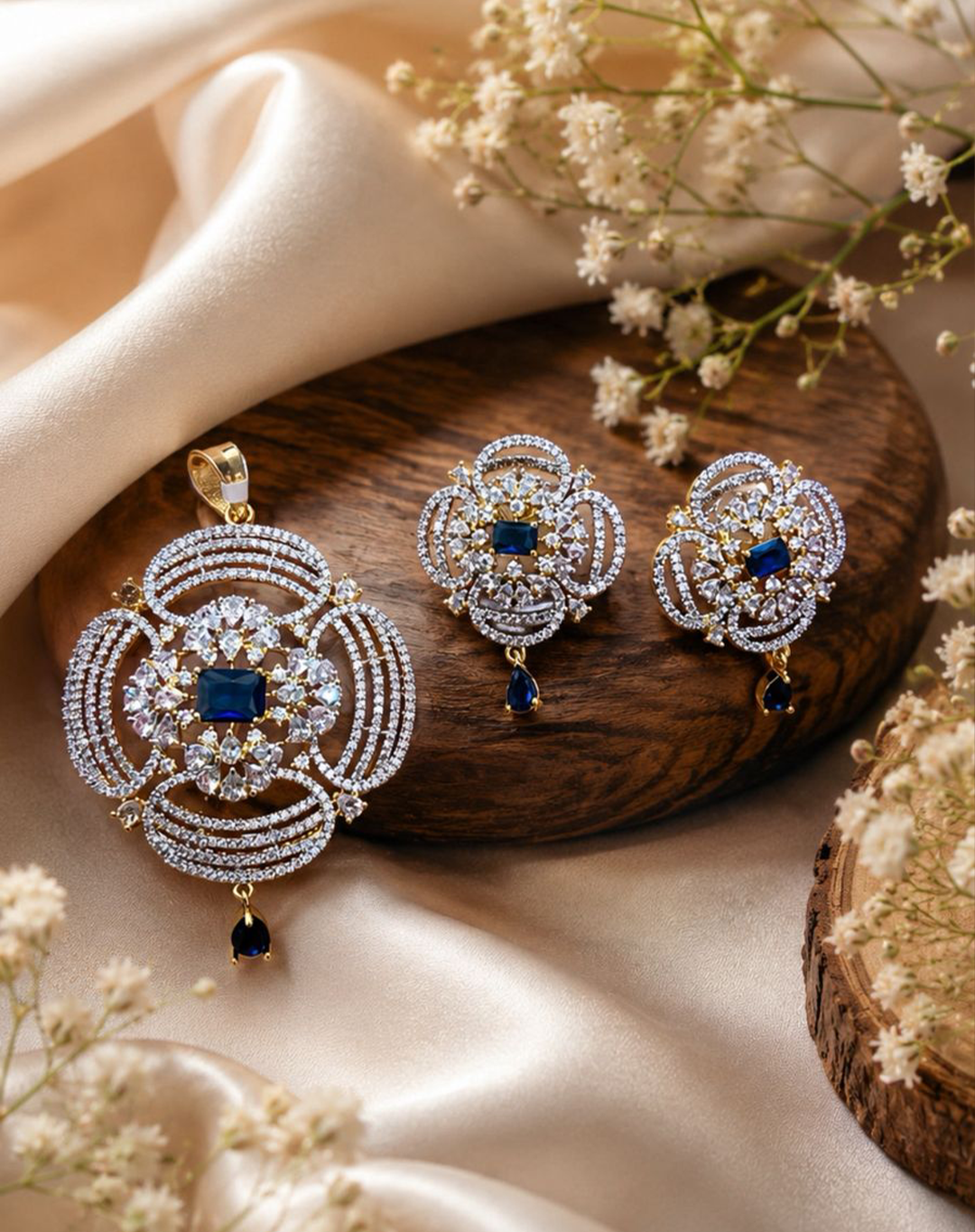 Royal Pearl Earrings