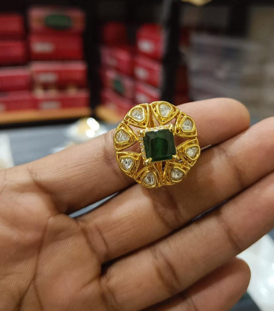 Emerald Royale Ring