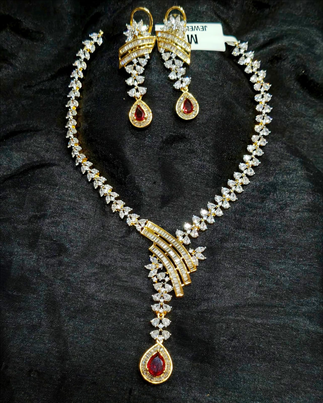 Crimson Cascade Luxe Necklace Set